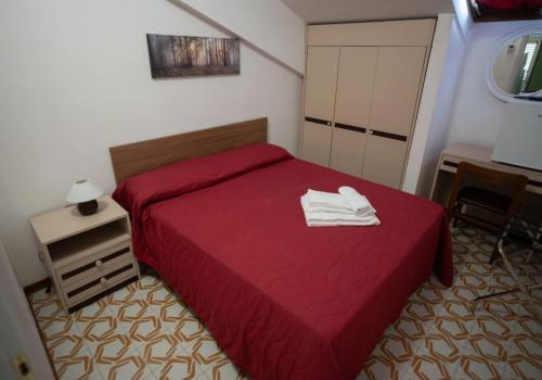 Agenza Petra - Residence Europa - Alba Adriatica - Camera