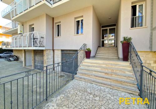 Appartamento estivo - Colleoni 75 - trilocale 6 posti letto 